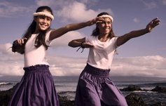 hula girls